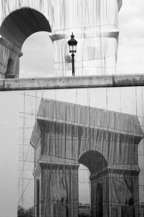 Christo - Wrapped Arc de Triomphe